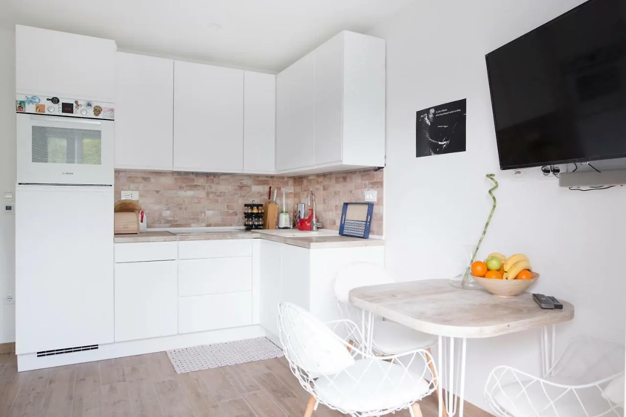 New Modern Apartment Near A Beach In Center Split