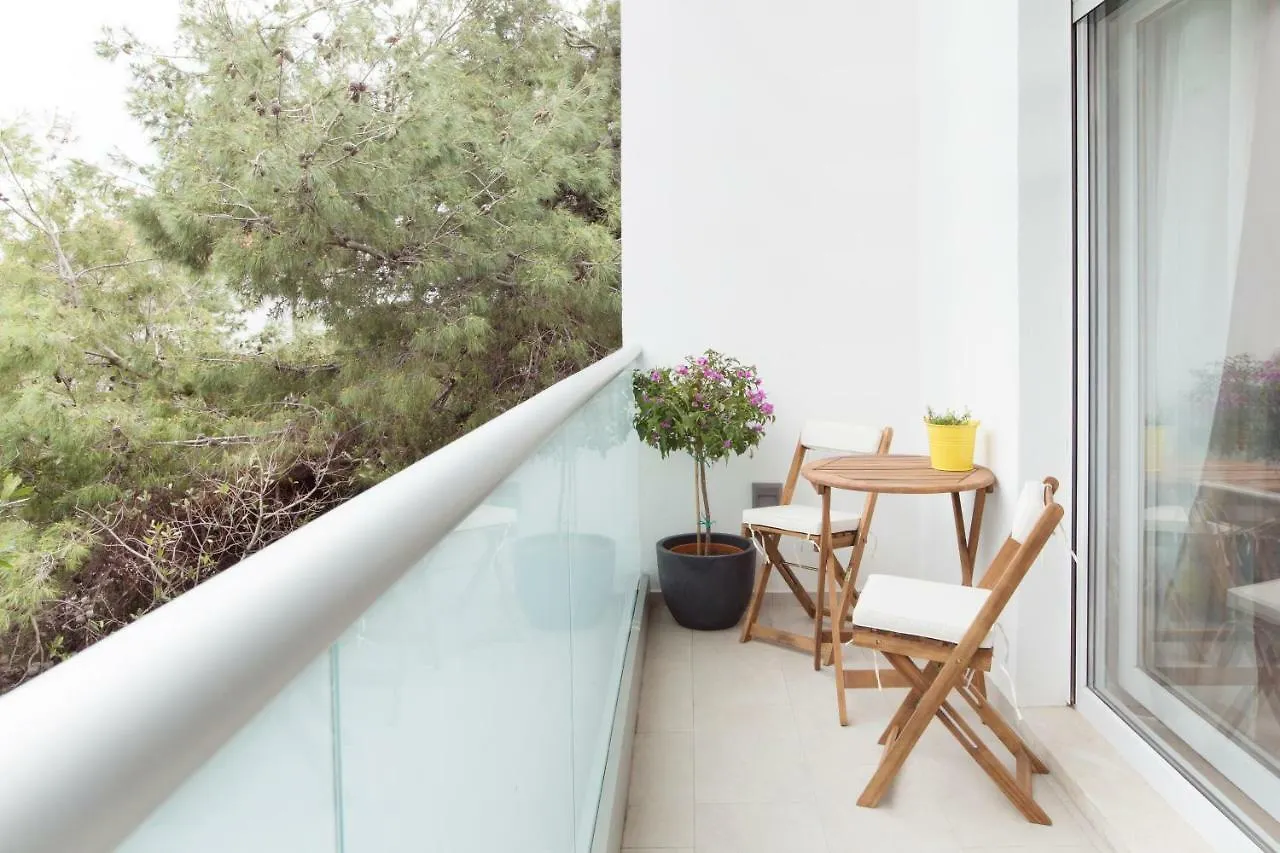 New Modern Apartment Near A Beach In Center Split